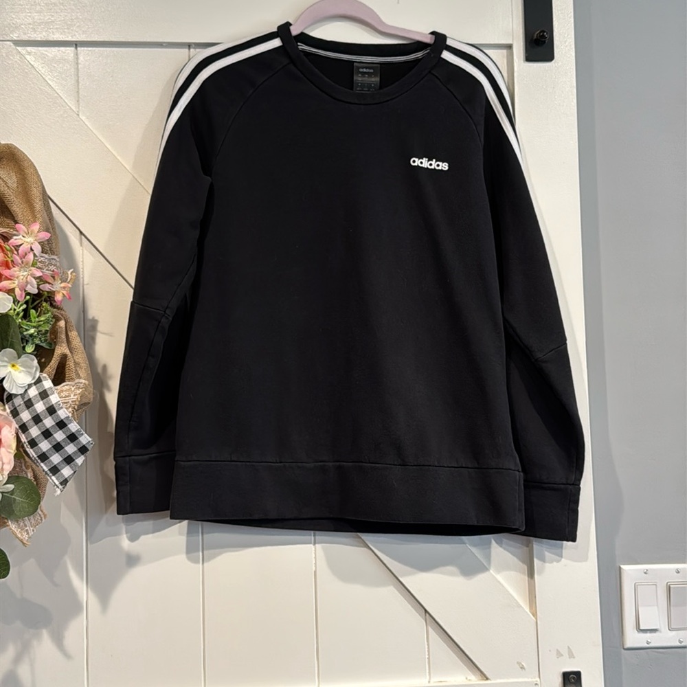 Worn Adidas sweatshirt size large